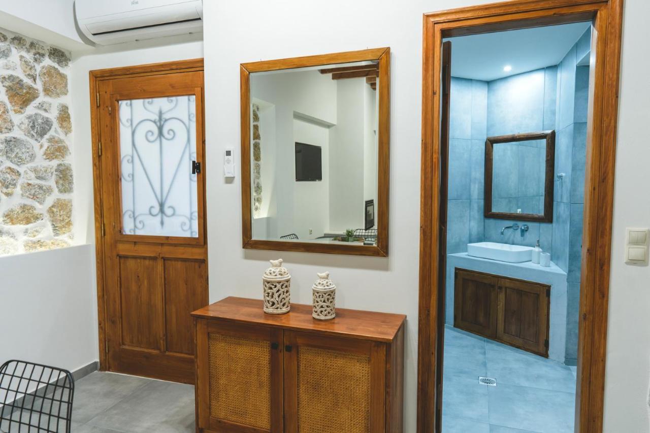 Aesthisis Sensational Archangelos Apartment *