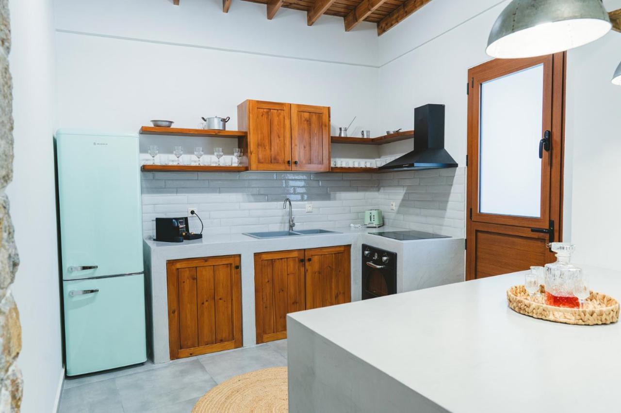 Aesthisis Sensational Archangelos Apartment